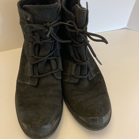 SOREL Black Suede Wedge Ankle Boots Women’s Size 10 - Picture 2 of 7